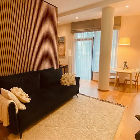 Apartment Do *
